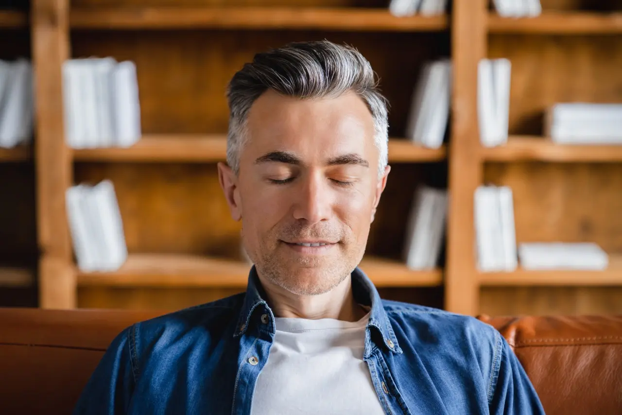 Where can I find affordable, accredited men's outpatient addiction treatment in Orange County that includes intensive outpatient services and aftercare housing?